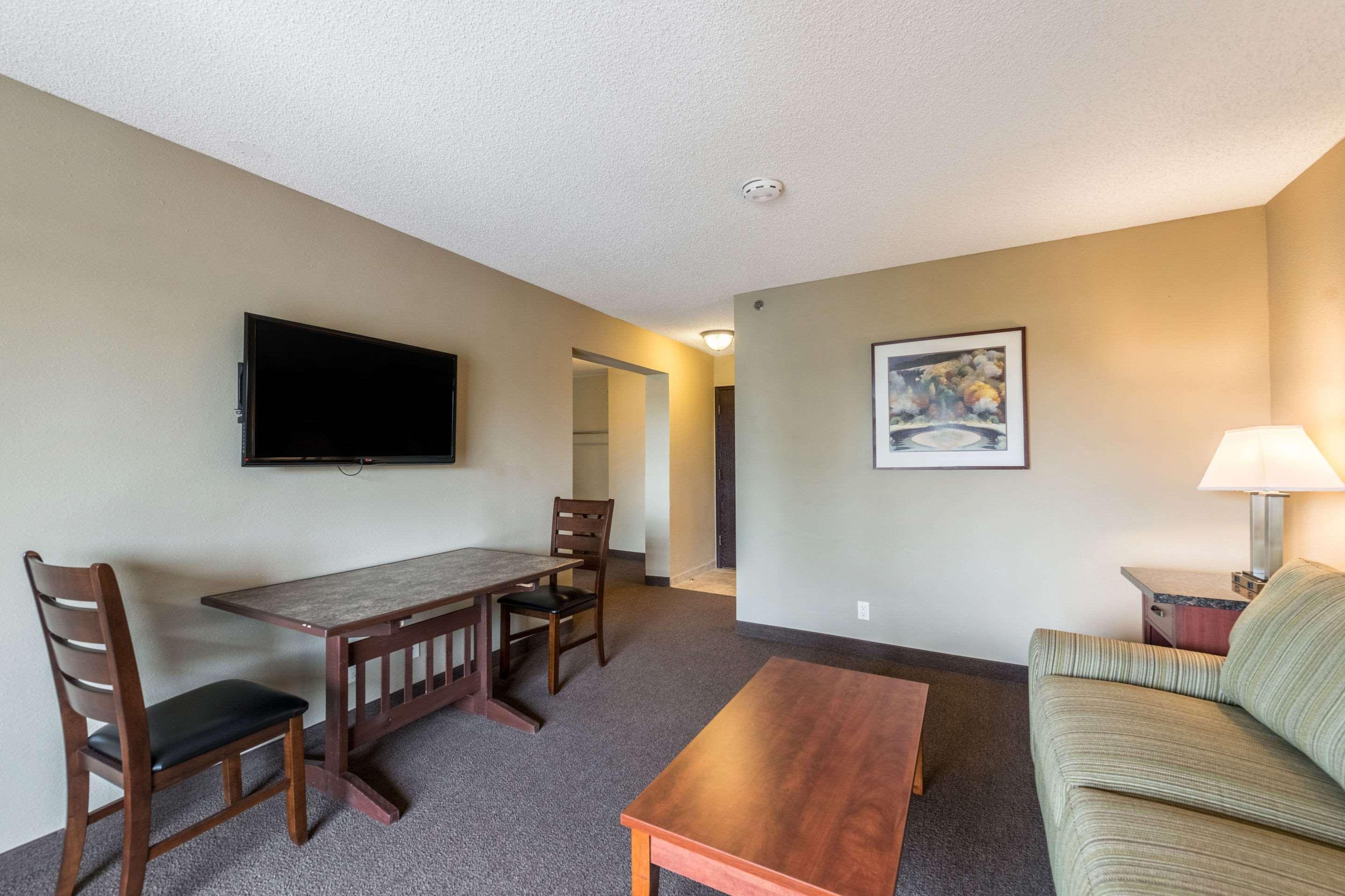 Rodeway Inn&Suites Portland - Jantzen Beach Exterior foto