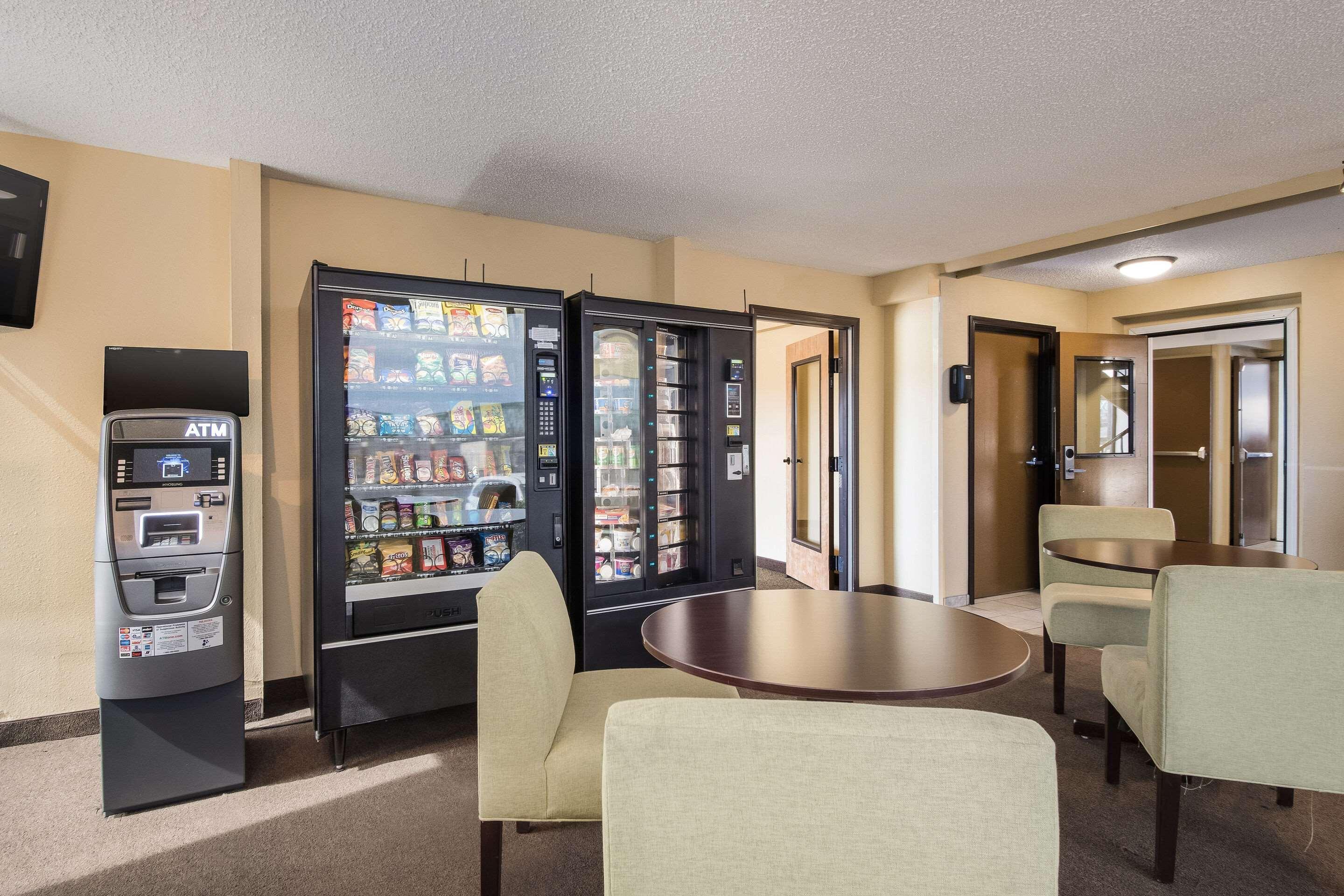 Rodeway Inn&Suites Portland - Jantzen Beach Exterior foto