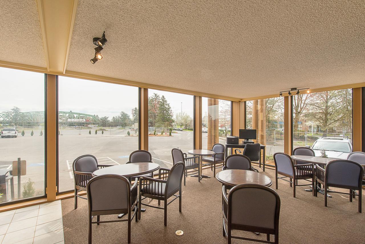 Rodeway Inn&Suites Portland - Jantzen Beach Exterior foto
